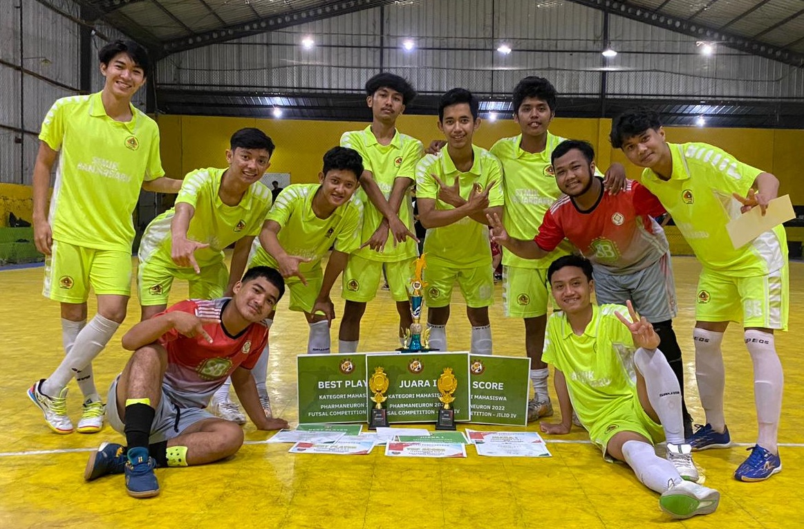 Tim Futsal STMIK Banjarbaru Juara Turnamen Pharmaneuron Jilid IV Tahun 2022